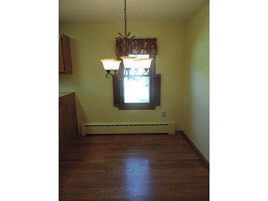 3202 Hampshire Rd, Erie, PA 16506 - photo 5