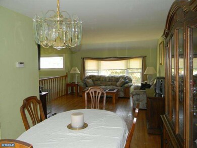 1048 Coronet Ln, Somerdale, NJ 08083 - photo 4