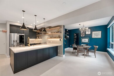 18707 SE Newport Way unit 212, Issaquah, WA 98027 - photo 3