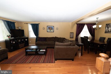 23 Locust Rd, Morton, PA 19070 - photo 5