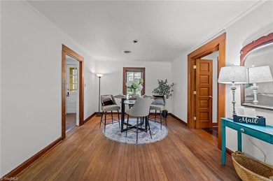 Dining Rm
