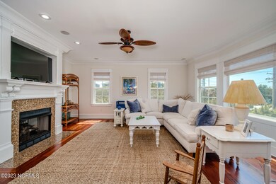 Living room w/ fireplace