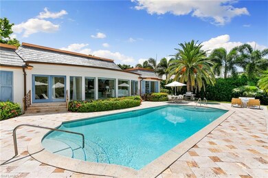 1060 Galleon Dr, Naples, FL 34102 - photo 4