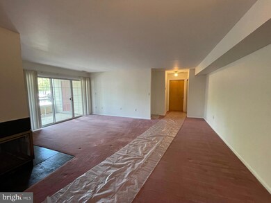 109 Wrangel Ct unit 4, Princeton, NJ 08540 - photo 2