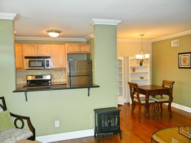 Kitchen dining area
