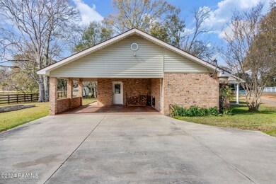 CARPORT. 5240 HWY 182