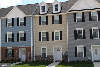 14 Hanger Ct, Inwood, WV 25428 - photo 2