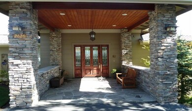 2626 NW Pilot View Ct, Bend, OR 97701 - photo 2