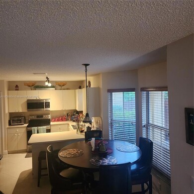 203 E Forest Oak Cir, Davie, FL 33325 - photo 7