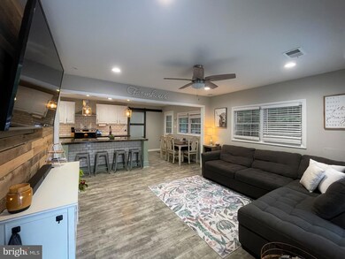 14007 Edward Gardiner Rd, Mechanicsville, MD 20659 - photo 6