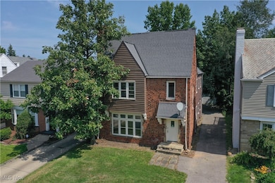 3715 Daleford Rd, Cleveland, OH 44120 - photo 3