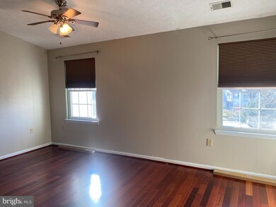 10608 Joyceton Dr, Upper Marlboro, MD 20774 - photo 4