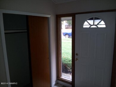 1064 Drexel Dr NE, Grand Rapids, MI 49505 - photo 6