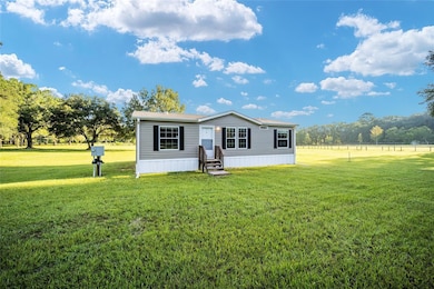 HOME HAS 1344 SQUARE FEET OF LIVING