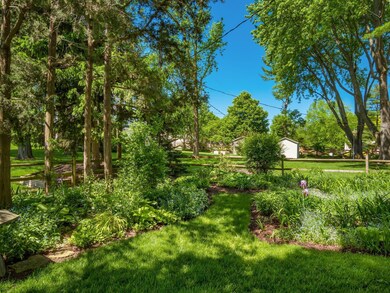 038_9e4bd4_i 1501 Langston030