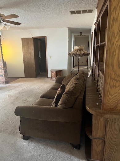 1015 N Midwest Blvd, Guthrie, OK 73044 - photo 5