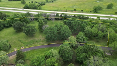 4269 S 93rd Road, Bolivar, MO 65613
