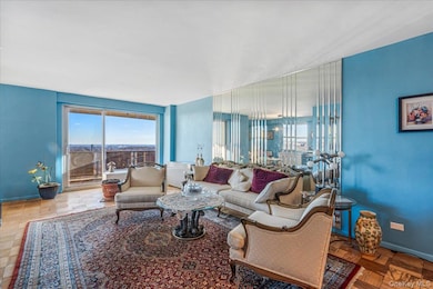 The Kennedy House unit 31L, Forest Hills, NY 11375 - photo 4