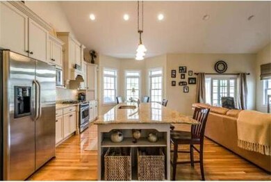 42 Ridgewood Crossing, Hingham, MA 02043 - photo 2