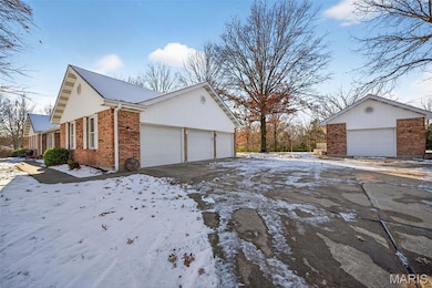 13 Jacks Cabin Dr, Defiance, MO 63341 - photo 5