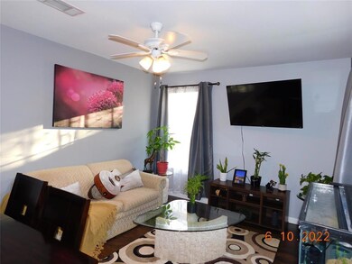 1107 Oakwood Dr, Denton, TX 76205 - photo 7