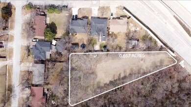 1 Park Square N, Grand Prairie, TX 75050 - photo 3