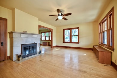 1252 W Broadway St, Winona, MN 55987 - photo 5