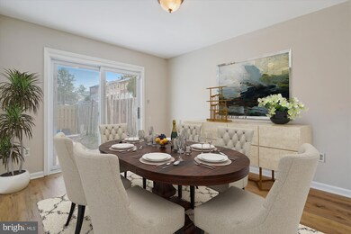 7805 Stovall Ct, Lorton, VA 22079 - photo 7