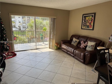 Country Lane Condominiums unit 232, Hialeah, FL 33015 - photo 7