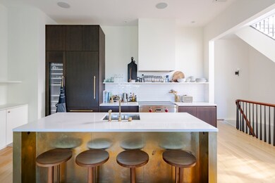 537 Massachusetts Ave unit 4, Boston, MA 02118 - photo 6