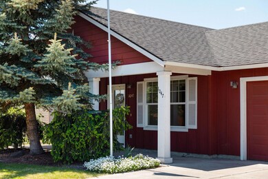 1047 SW 31st St, Redmond, OR 97756 - photo 2