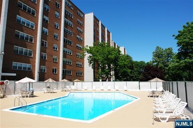 River Plaza unit 617, Paterson, NJ 07514 - photo 6