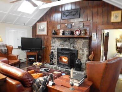 2433 Main St, Bethlehem, NH 03574 - photo 5