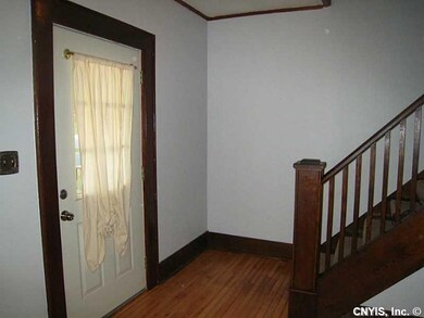 Foyer.