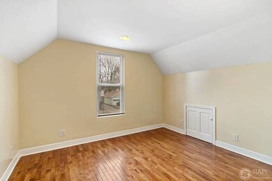 821 N Jackson St, Waukegan, IL 60085 - photo 6