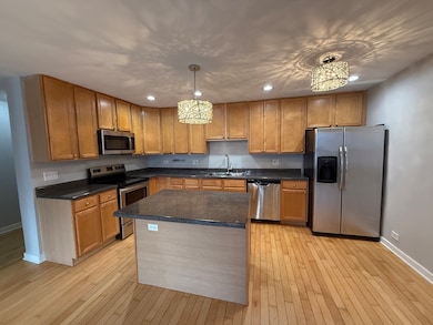 744 W Gordon Terrace unit 202, Chicago, IL 60613 - photo 6