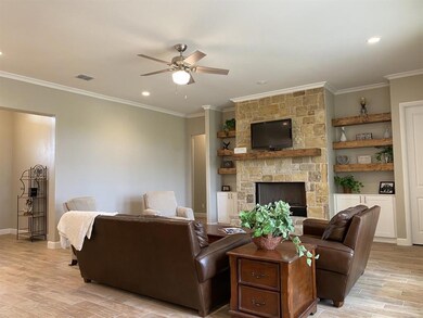 2011 Perkins Ln, Weatherford, TX 76088 - photo 5