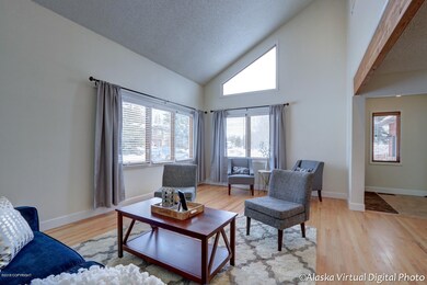 Living Room W/Lots Of Natural Lighting