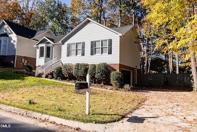 112 Rock Pointe Ln, Cary, NC 27513 - photo 2