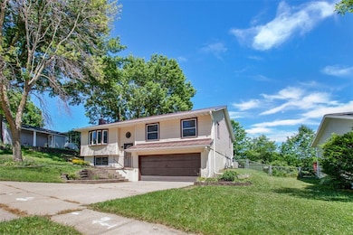 1631 29th St NW, Cedar Rapids, IA 52405 - photo 3