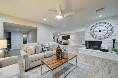 8613 E Camelback-11