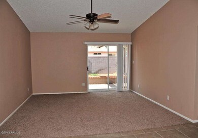Frm Entrance looking at Living Room 5021
