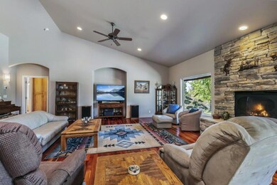 17865 Mountain View Rd, Sisters, OR 97759 - photo 5