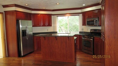 1739 NE Sunset Ln, Grants Pass, OR 97526 - photo 4