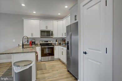 531 Shook Ct E, Greencastle, PA 17225 - photo 2