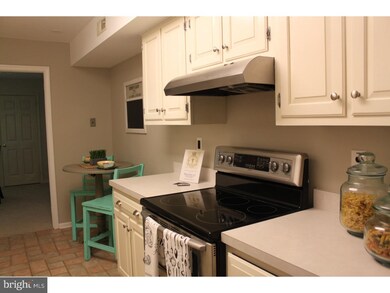 503 Foxwood Ln unit 503, Paoli, PA 19301 - photo 7