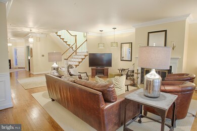 2456 N Wakefield Ct, Arlington, VA 22207 - photo 6