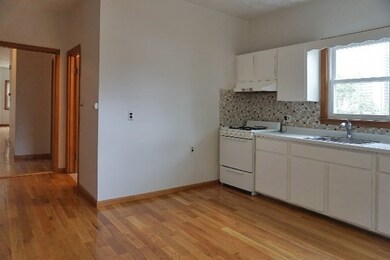 150 Brown St unit 1L, Waltham, MA 02453 - photo 6