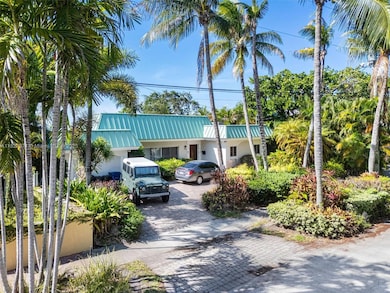 1375 N Biscayne Point Rd, Miami Beach, FL 33141 - photo 2