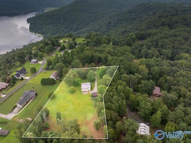 Boundary lines are approximate.